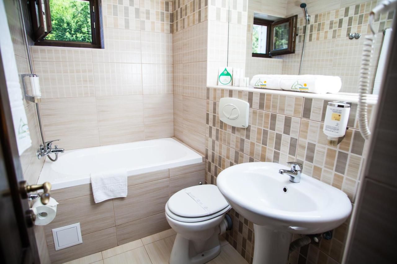 Отель Hotel Draga Maria Предял