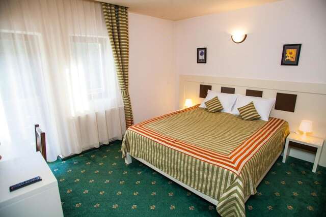 Отель Hotel Draga Maria Предял-15