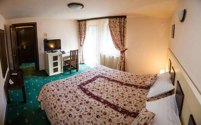 Отель Hotel Draga Maria Предял-20